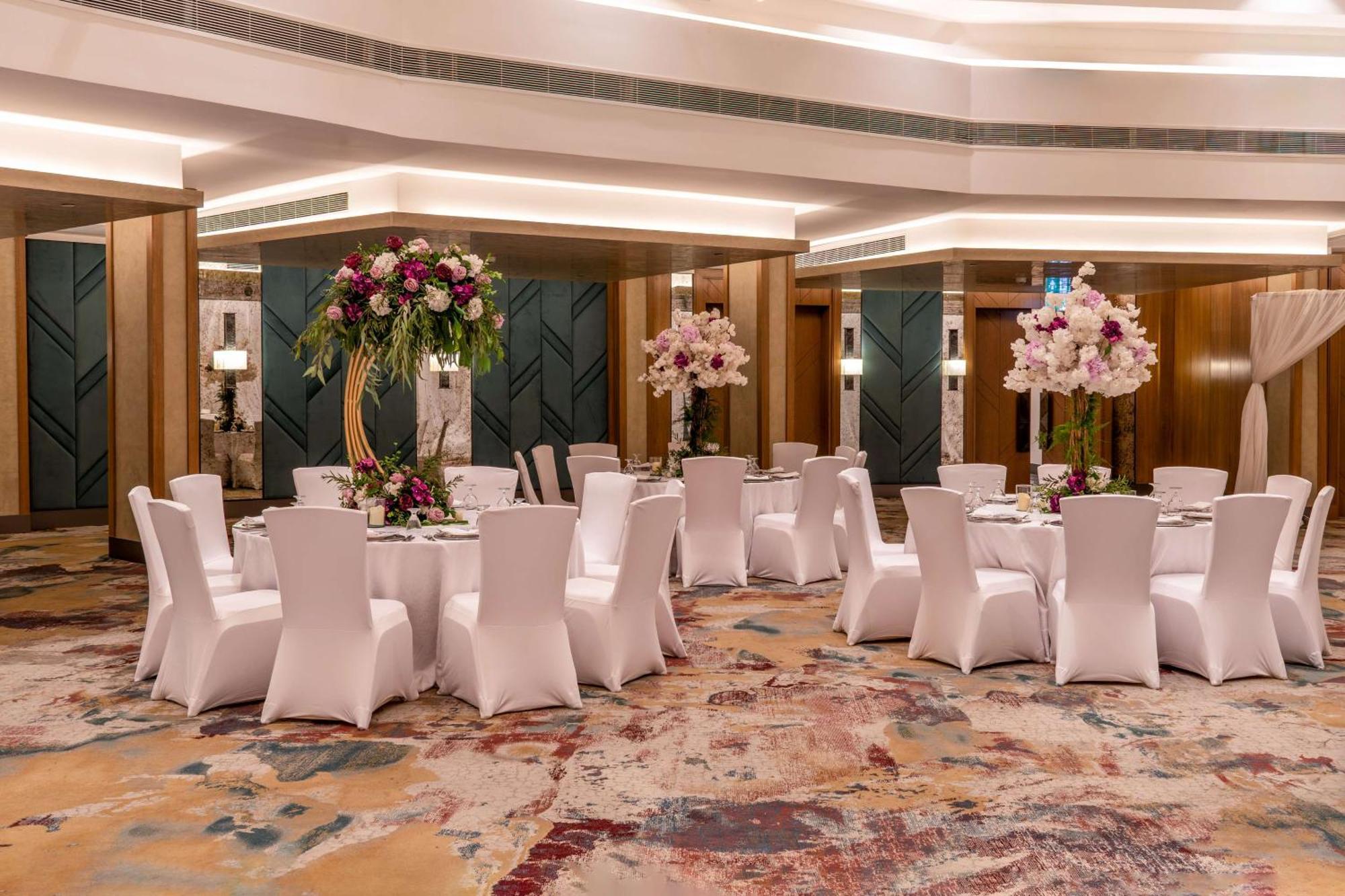 ฮิลตัน ไคโร เฮลิโอโปลิส Hotel ภายนอก รูปภาพ The ballroom