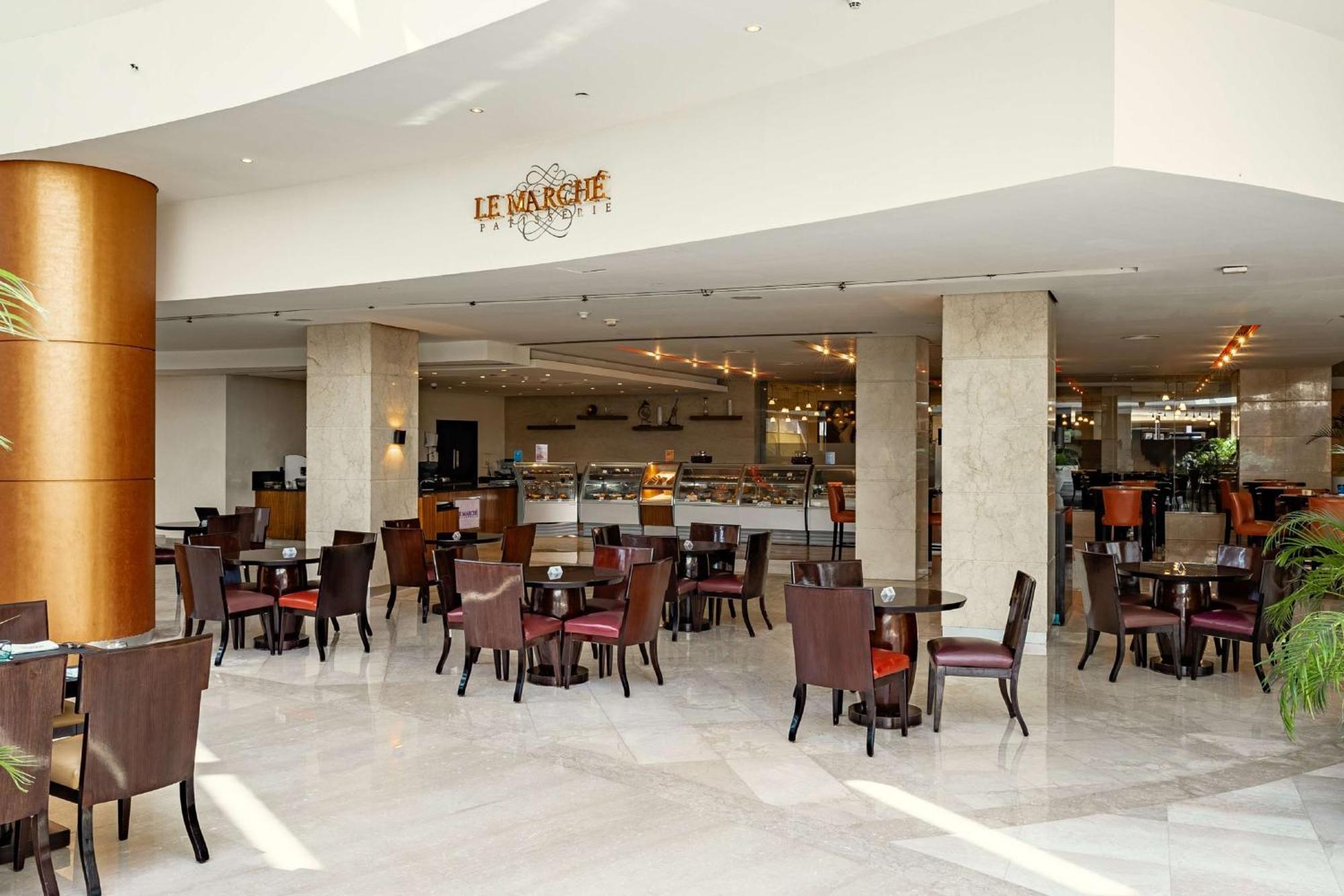 ฮิลตัน ไคโร เฮลิโอโปลิส Hotel ภายนอก รูปภาพ Le Ranelagh